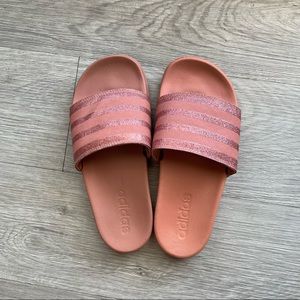 Adidas Slides Adilettes Slippers Pink Metallic Comfort Cloud